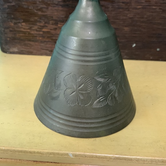 Made in India brass teachers bell - Picture 3 of 4